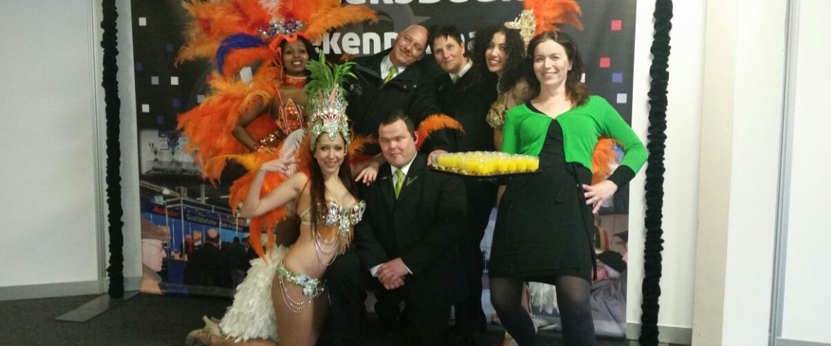 Braziliaanse Showgirls om gasten te verwelkome